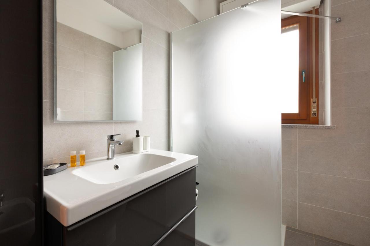 Milan Comfy Apartment X3 - With Balcony Eksteriør bilde