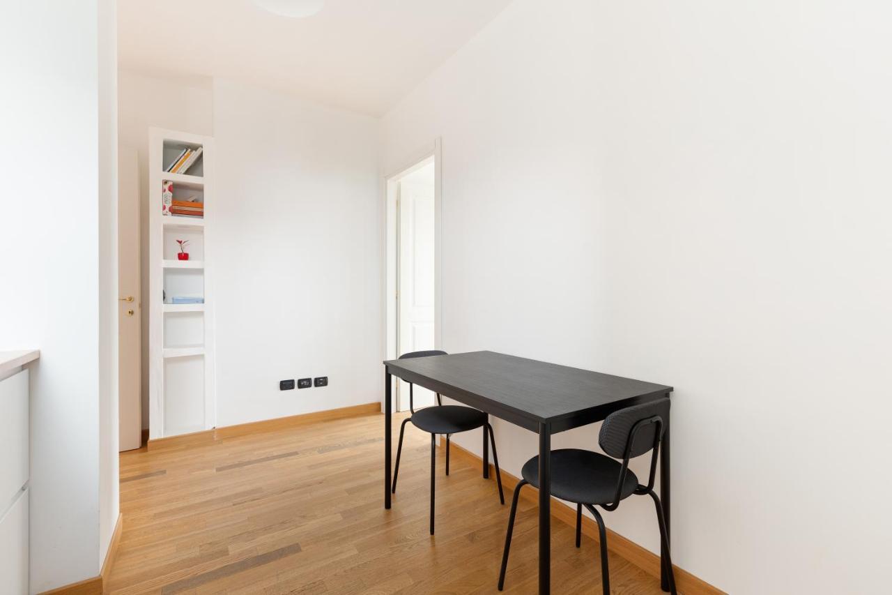 Milan Comfy Apartment X3 - With Balcony Eksteriør bilde